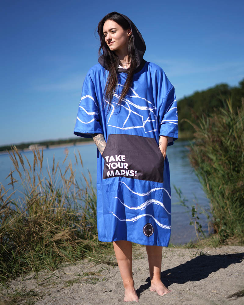 "Take your marks" Poncho